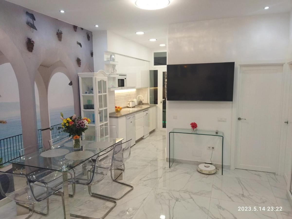 Blue Horizon Luxury Apartment 네르하 외부 사진