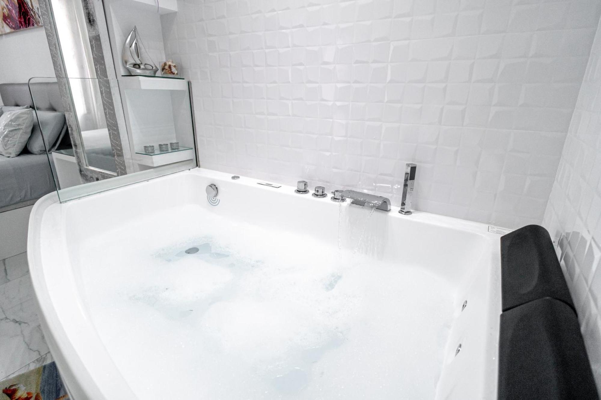Blue Horizon Luxury Apartment 네르하 외부 사진