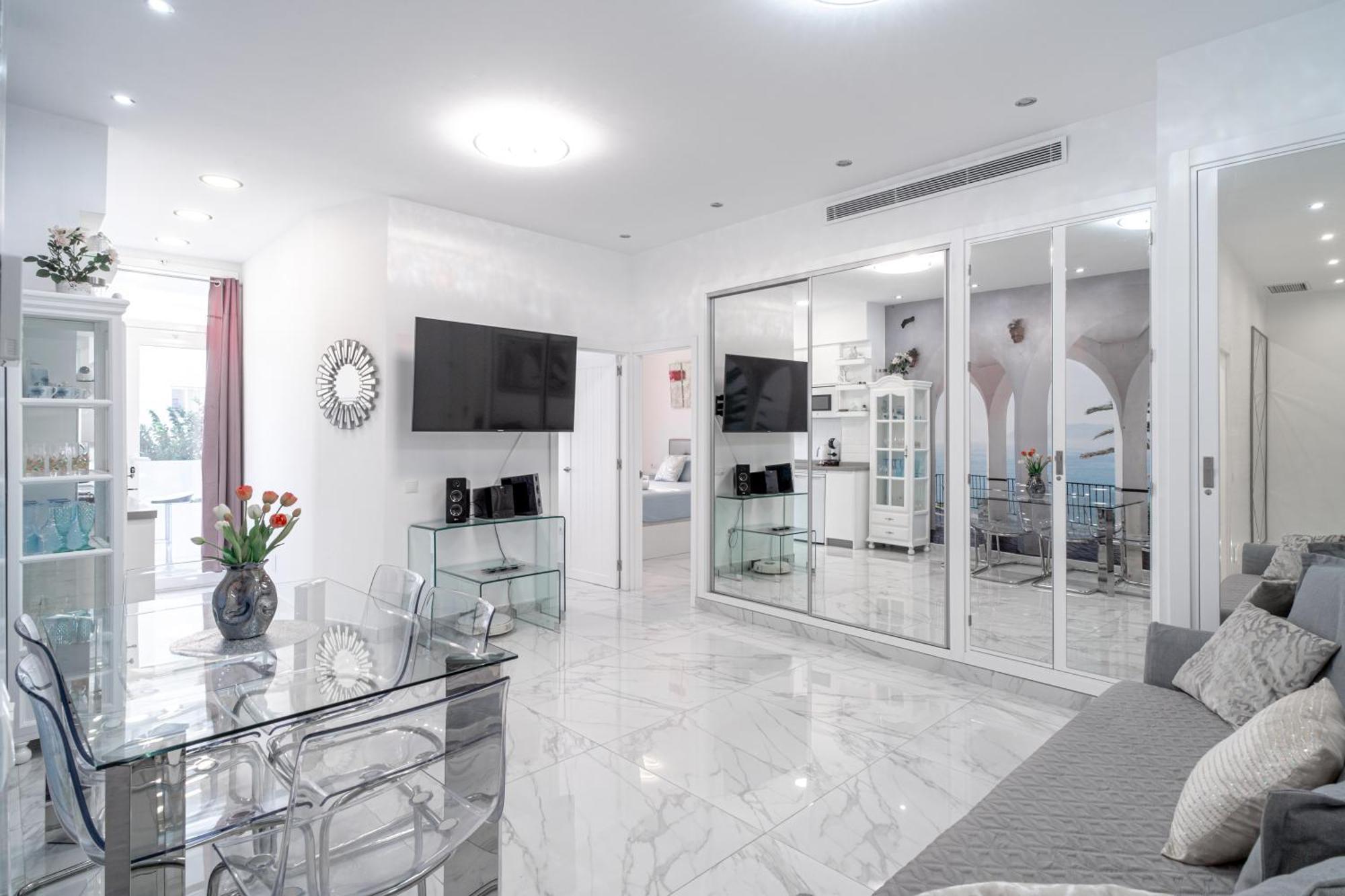 Blue Horizon Luxury Apartment 네르하 외부 사진