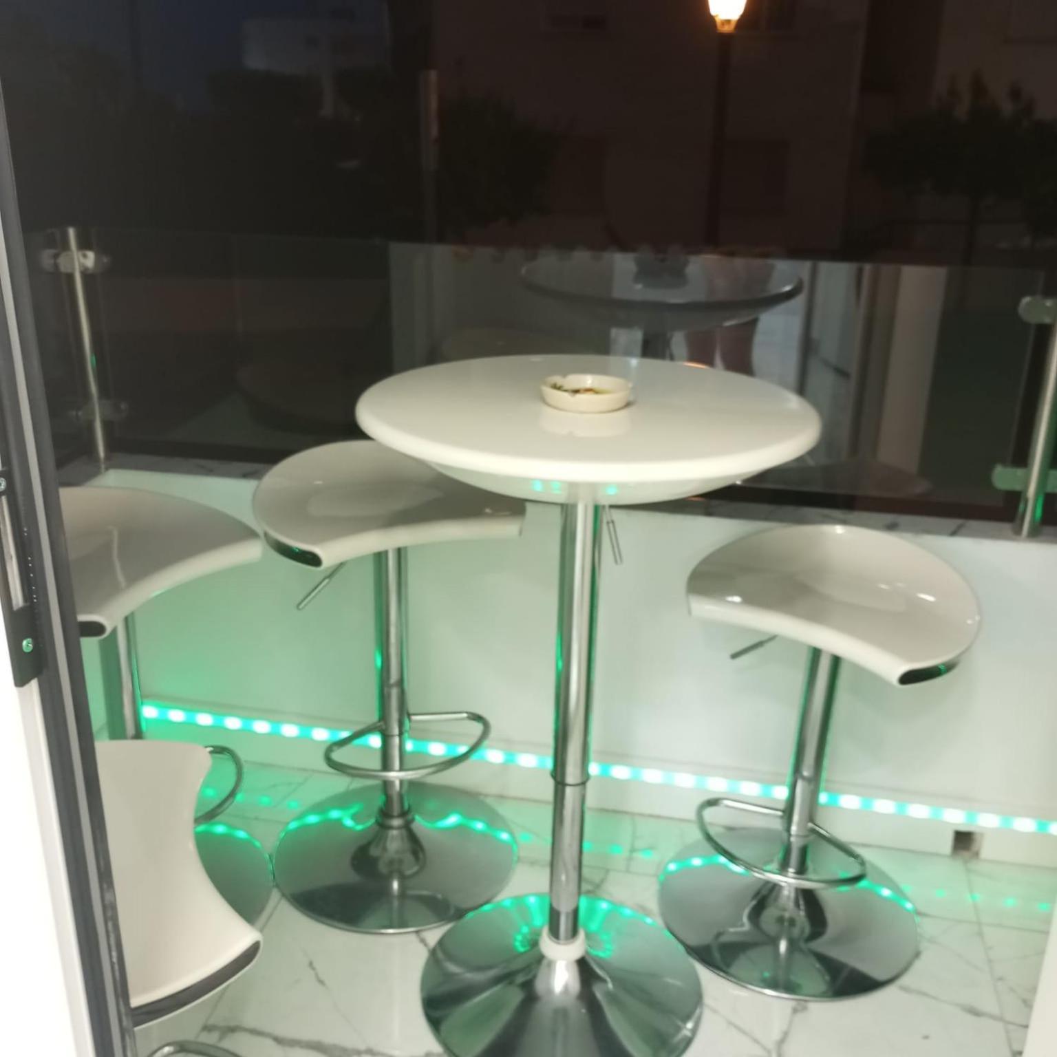 Blue Horizon Luxury Apartment 네르하 외부 사진